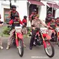 Honda CRF 150L digunakan tim anti bandit epolisian Resor Kota Surabaya, Jawa Timur. (Instagram @mpmhondajatim)