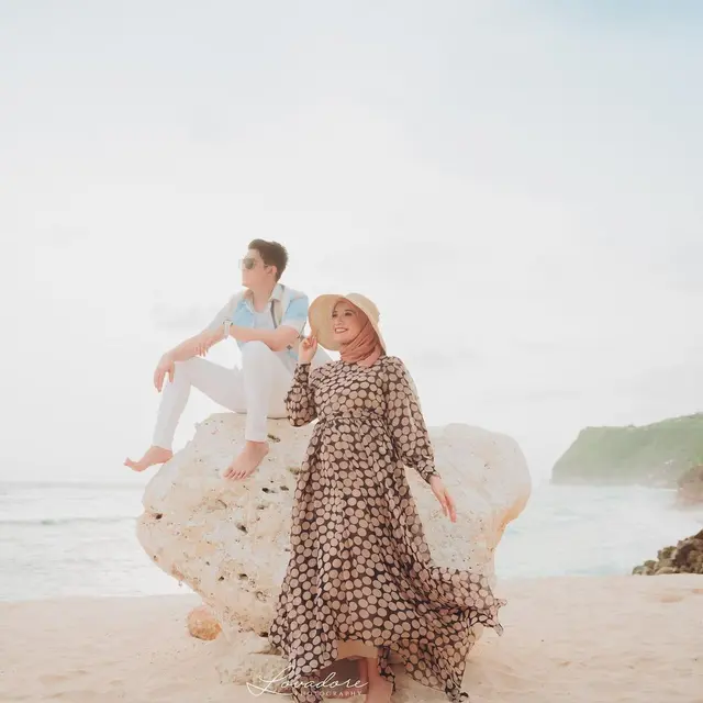 [Fimela] Irwansyah dan Zaskia Sungkar