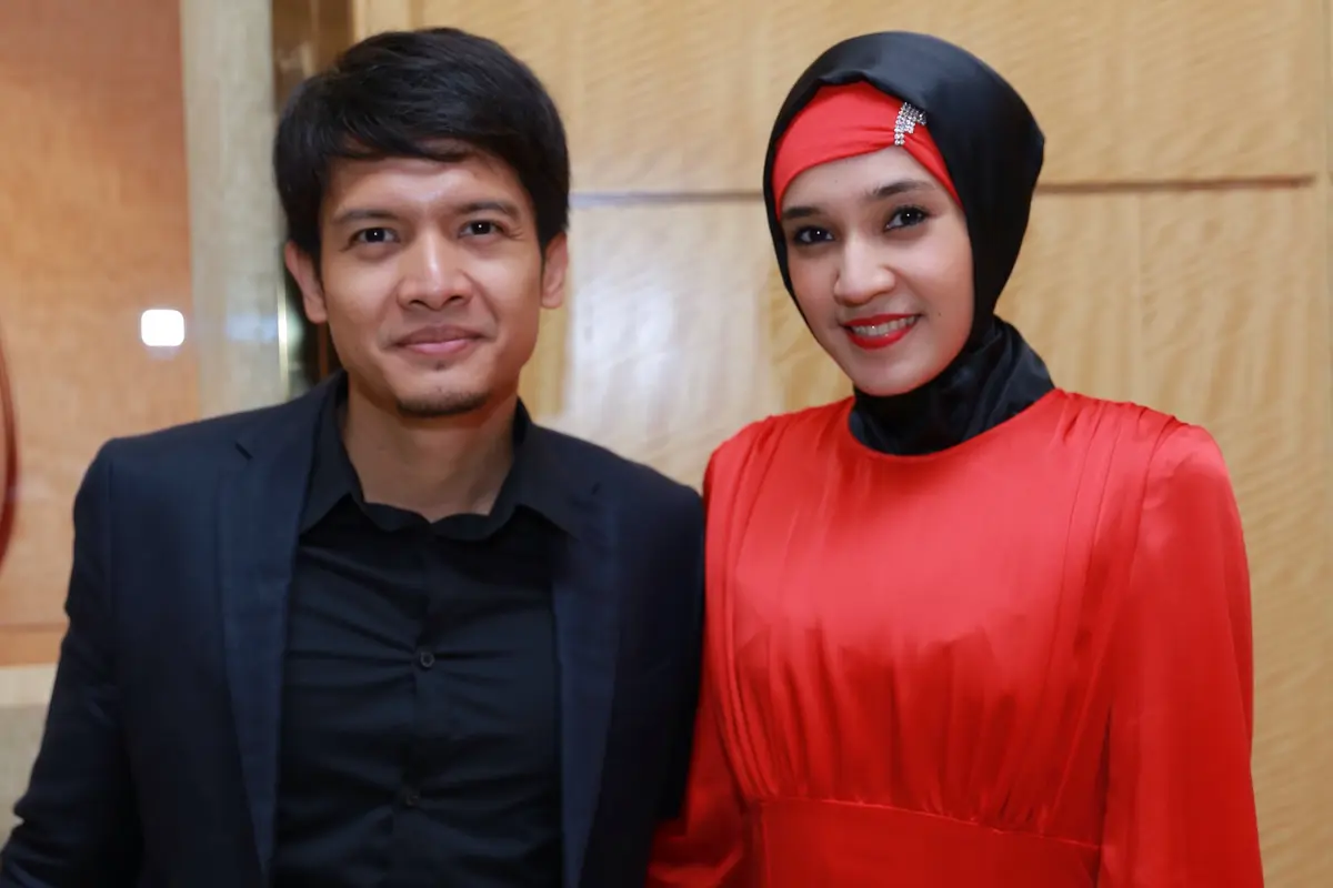[Bintang] Dimas Seto dan Dhini Aminarti