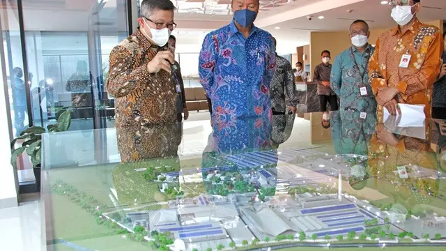Menteri Perindustrian Agus Gumiwang Kartasasmita