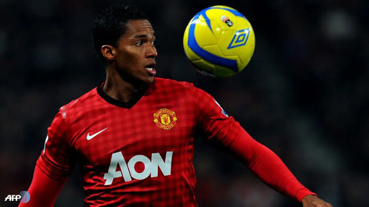 antonio-valencia-130731c.jpg