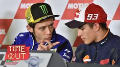 CEO Dorna Carmelo Ezpeleta menilai kontroversi antara Valentino Rossi dan Marc Marquez tak menguntungkan MotoGP. 