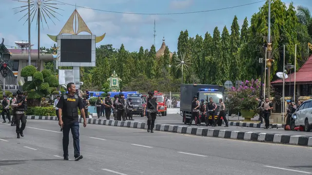 Pengamanan Mapolda Riau Usai Serangan Terduga Teroris