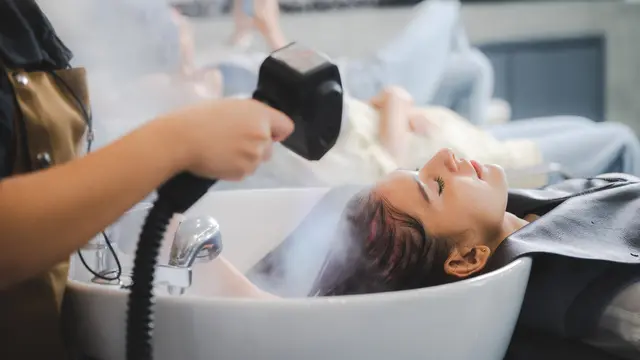 Seberapa Sering Sebaiknya Melakukan Creambath Rambut di Salon?