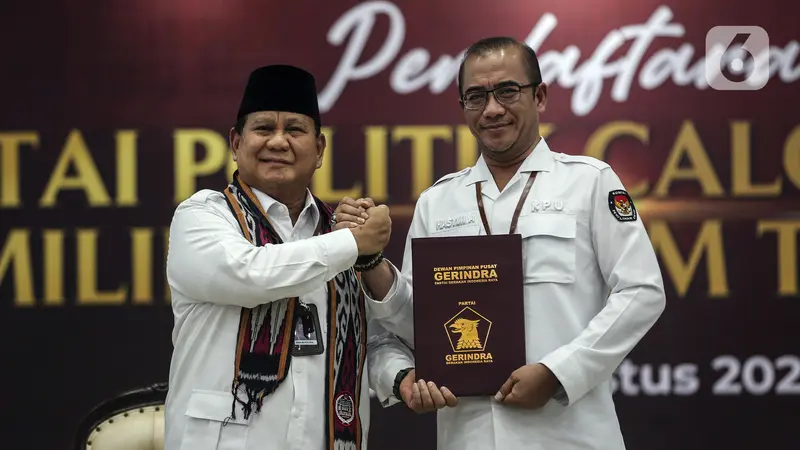 Prabowo Daftarkan Partai Gerindra ke KPU