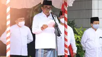 Menag Fachrul Razi memimpin upacara Peringatan Hari Santri di Kantor Kementerian Agama, Jakarta, Kamis (22/10/2020). (Foto: Humas Kemenag)