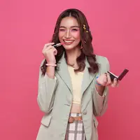 Ilustrasi Makeup untuk Konser/copyright shutterstock/NaMong Productions92