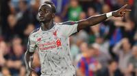 6. Sadio Mane (Liverpool) - 4 Gol. (AFP/Glyn Kirk)