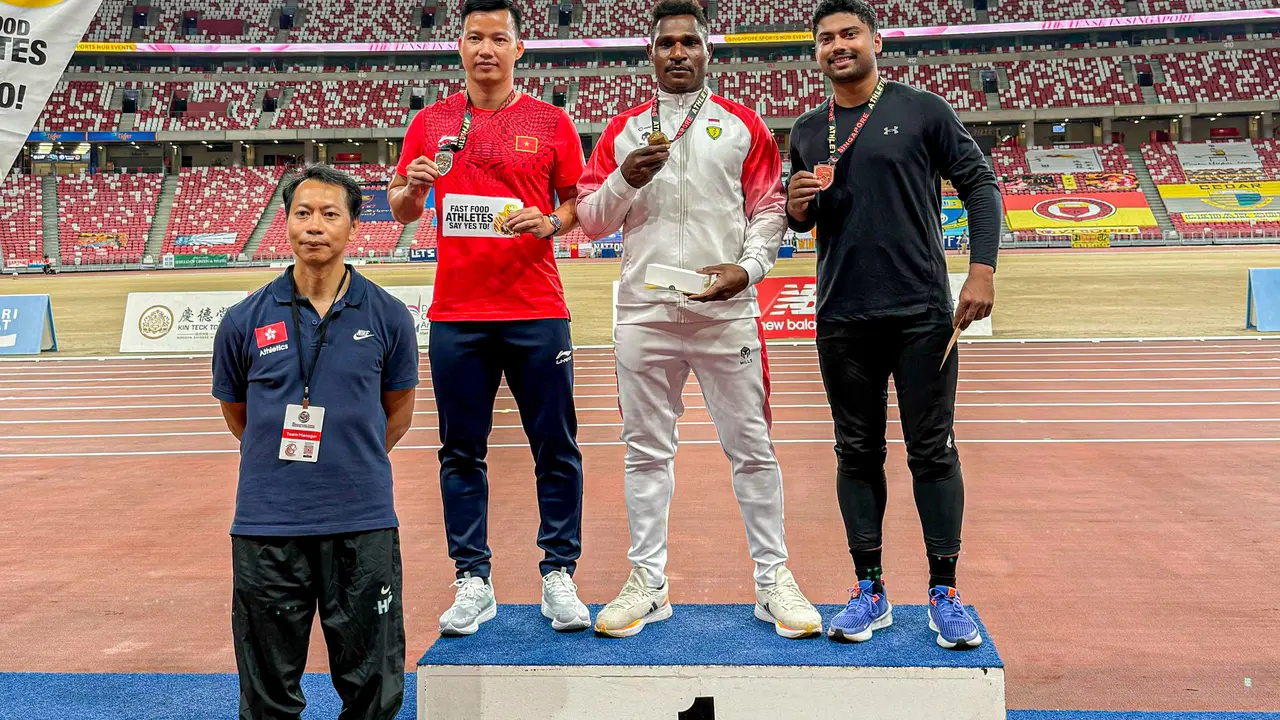 Atlet Pelatnas Atletik Silfanus Ndiken Raih Emas di Singapura, Pecahkan Rekor Pribadi!