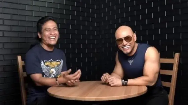6 Momen Persahabatan Deddy Corbuzier dan Gus Miftah dari Mualaf Hingga Kini