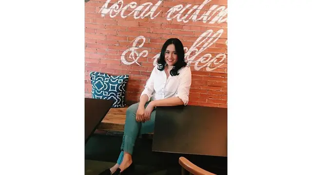 Ingat Ve Nazarina Peserta AFI 1? Ini 6 Potret Terbarunya