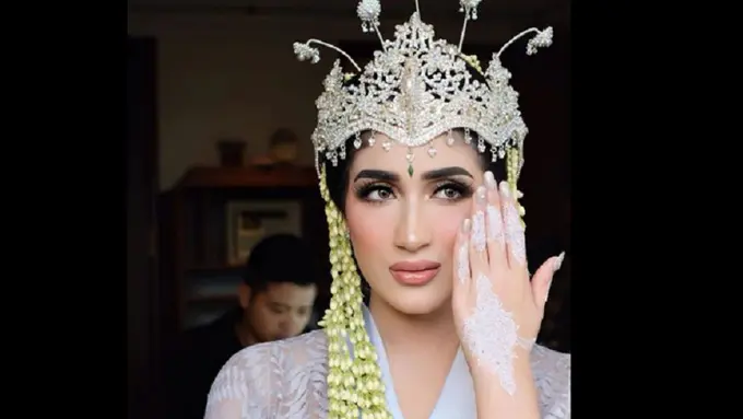 Tania Nadira