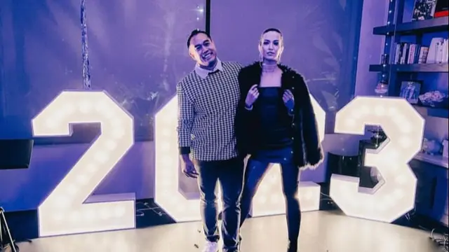 Gaya Glamor Nia Ramadhani Rayakan Tahun Baru di Amerika, Ibu 3 Anak Makin Stunning