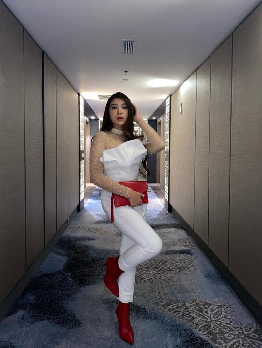 9 Potret Pesona Tiara Andini yang Bikin Alshad Ahmad Jatuh Hati - Photo ...