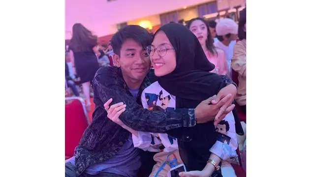 6 Momen Mesra Angga Putra Anak Langit bersama sang Istri Setelah Menikah