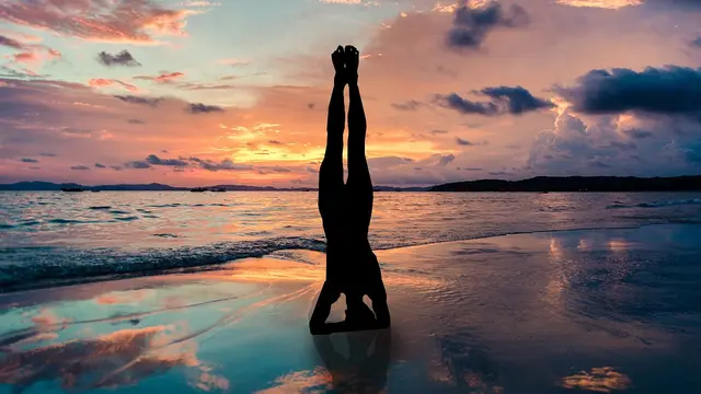 Head Stand