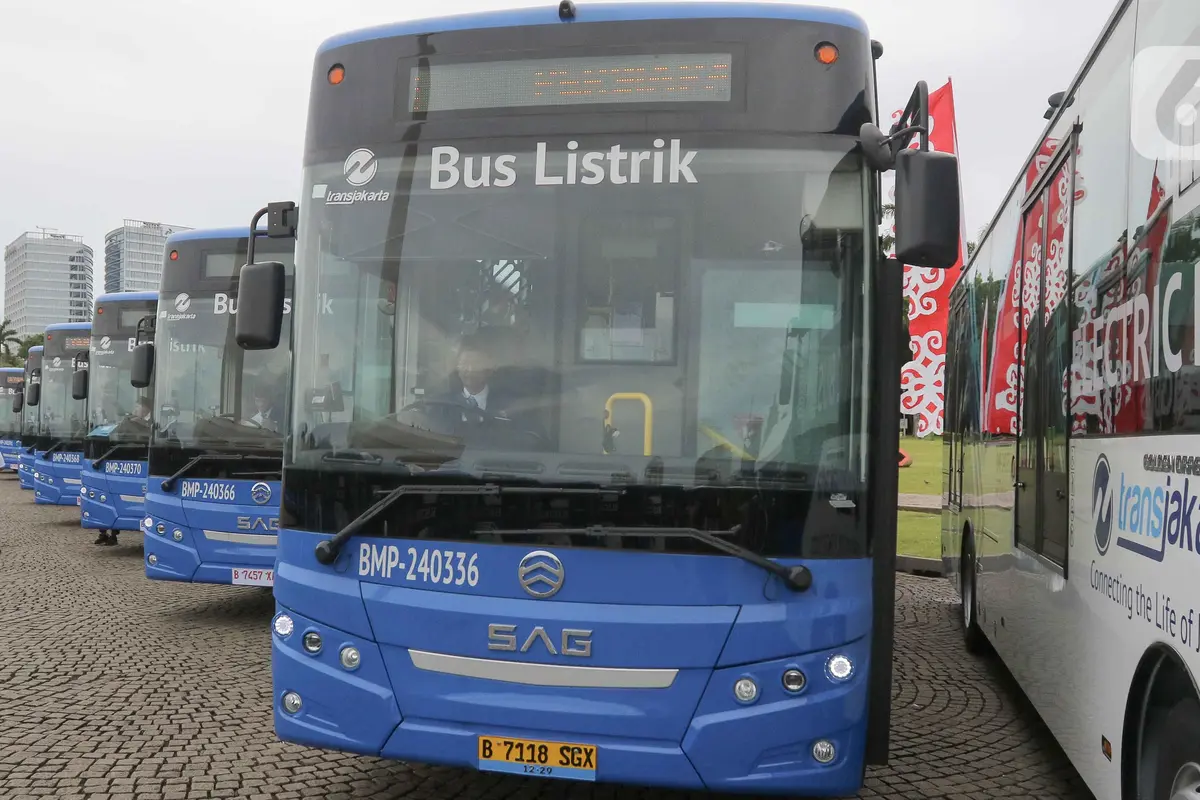 200 Unit Bus Listrik Baru Transjakarta Resmi Diluncurkan