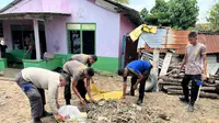 Banjir Rob Terjang Pesisir Tablolong NTT, Ribuan Warga Mengungsi
