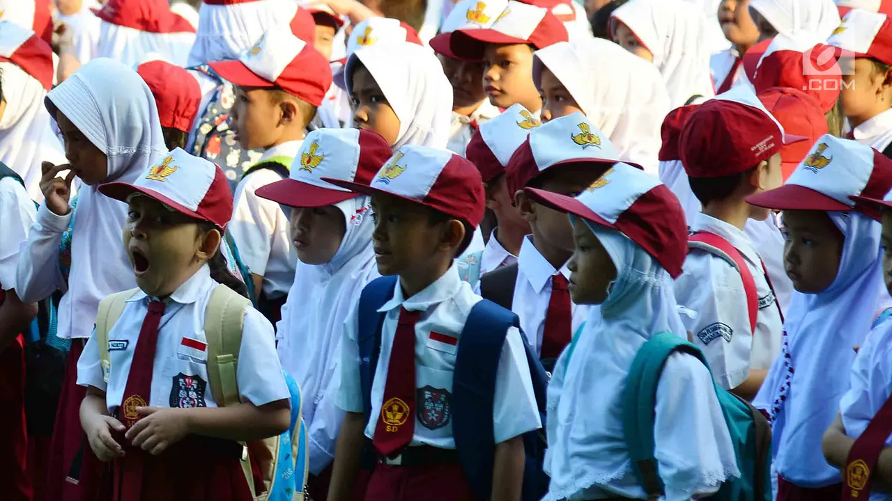 Hari Pertama Masuk Sekolah