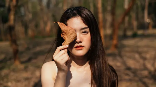 perempuan takut putus cinta