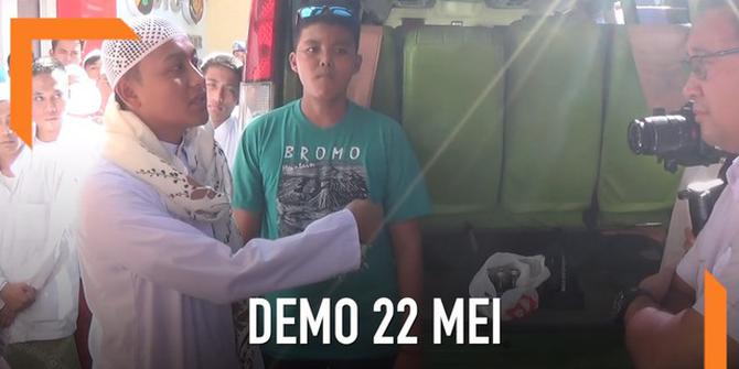 VIDEO: Ada Bom Molotov di Mini Bus Diduga Massa 22 Mei