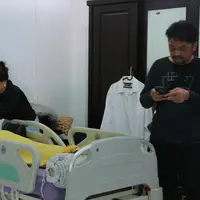 Suasana Rumah Duka Alm. Benny Panjaitan (Adrian Putra/bintang.com)