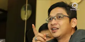 Pasha Ungu akhirnya angkat bicara terkait polemik gaya rambutnya