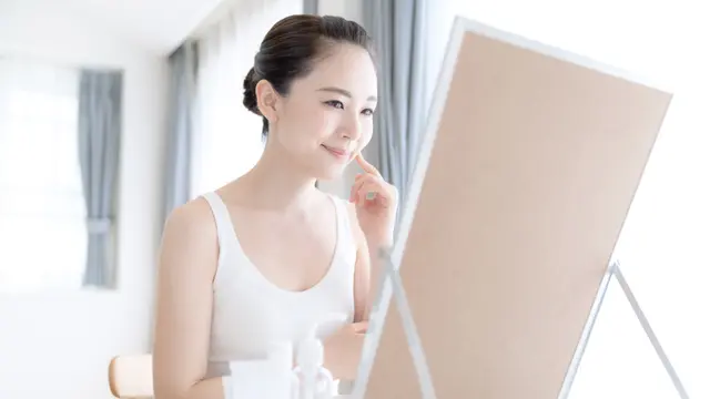 ilustrasi cara melakukan clear skin diet untuk mendapatkan kulit bebas dari jerawat/metamorworks/shutterstock