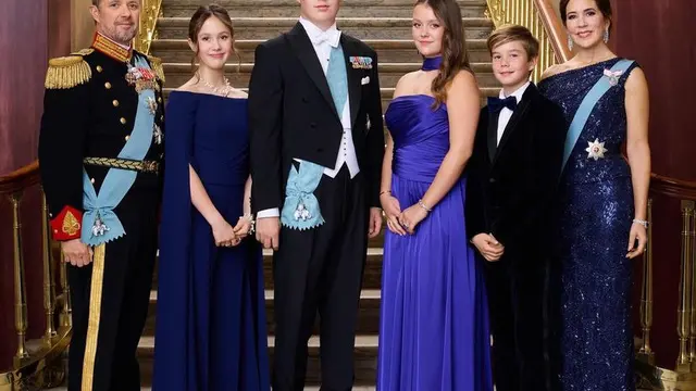 Frederik X Raja Baru Denmark dan Sang Ratu Mary