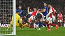 Pemain Arsenal, Kai Havertz berusaha mencetak gol ke gawang Ipswich Town pada laga lanjutan Liga Inggris 2024/2025 di Emirates Stadium, London, Inggris, Sabtu (28/12/2024) WIB. (AFP/Glyn Kirk)