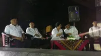 Megawati Soekarnoputri ziarah ke Makam Bung Karno, Blitar. (Liputan6.com/Nanda Perdana Putra)