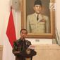 Presiden Joko Widodo saat memimpin rapat kabinet pariurna di Istana Negara, Jakarta, Selasa (16/10). Rapat kabinet pariurna tersebut membahas evaluasi penangan bencana alam. (Liputan6.com/Angga Yuniar)