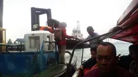 Banyak pengemudi alat transportasi laut tradisional seperti perahu pancung di Batam, Kepri, mengabaikan prosedur pelayaran. (Liputan6.com/Ajang Nurdin)