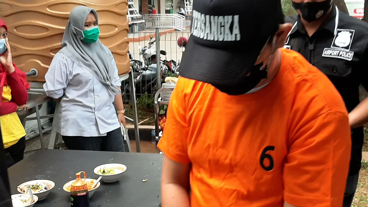 EFY, tersangka pelecehan seksual dan pemerasan penumpang di Terminal 3 Bandara Soekarno Hatta