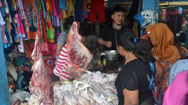 Ilustrasi – Suasana pasar tradisional Karangpucung, Cilacap, Jawa Tengah. (Foto: Liputan6.com/Muhamad Ridlo)