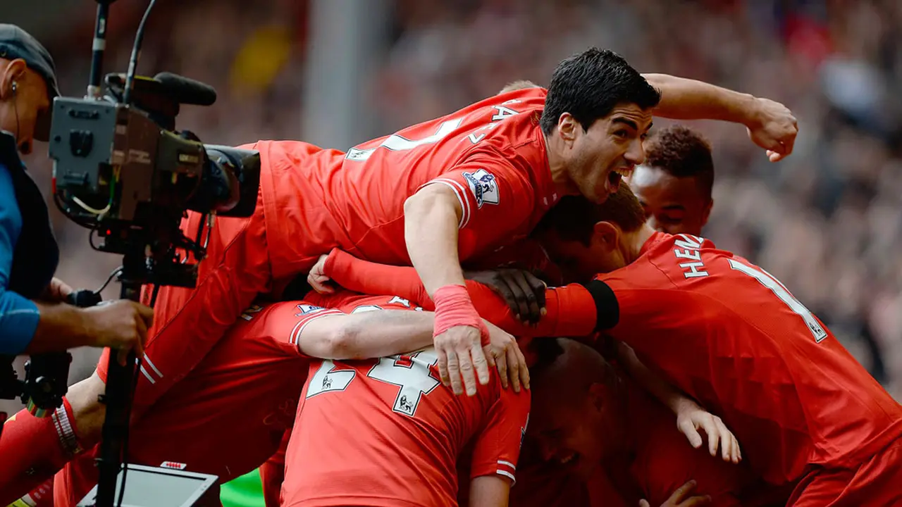 [FOTO] Liverpool Kian Mantap di Puncak Klasemen Liga Inggris