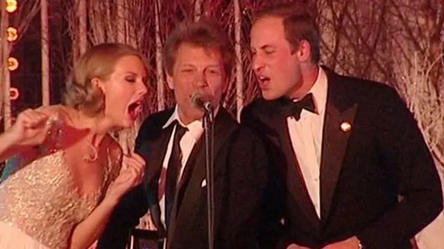 [VIDEO] Hantaman Balok Es Hingga Duet Pangeran William-Bon Jovi