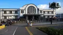 Suasana pedestrian di kawasan Kota Tua, Jakarta, Kamis (1/9/2022). Jalur pedestrian yang menghubungkan Stasiun Jakarta Kota dengan Kawasan Wisata Kota Tua itu selesai direvitalisasi dan sudah bisa digunakan pejalan kaki. (Liputan6.com/Herman Zakharia)