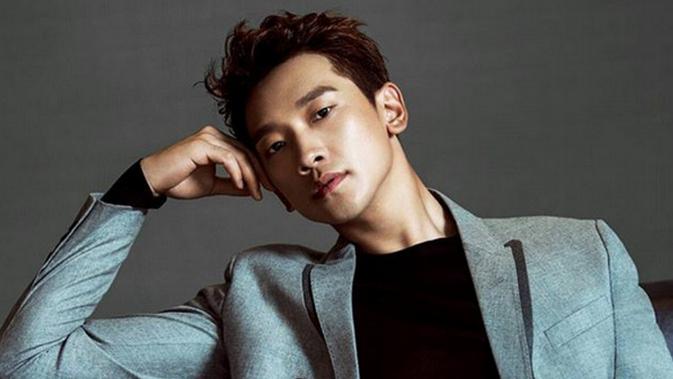 Sudah Berusia 30 Tahun Lebih 8 Aktor Korea Selatan Ini Tetap Tampan News Entertainment Fimela Com