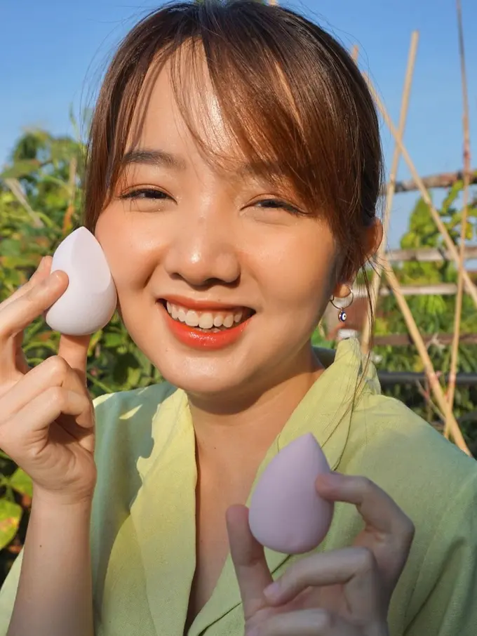 Makeup Praktis Seperti Melukis untuk Refresh Wajah Setelah Seharian WFH