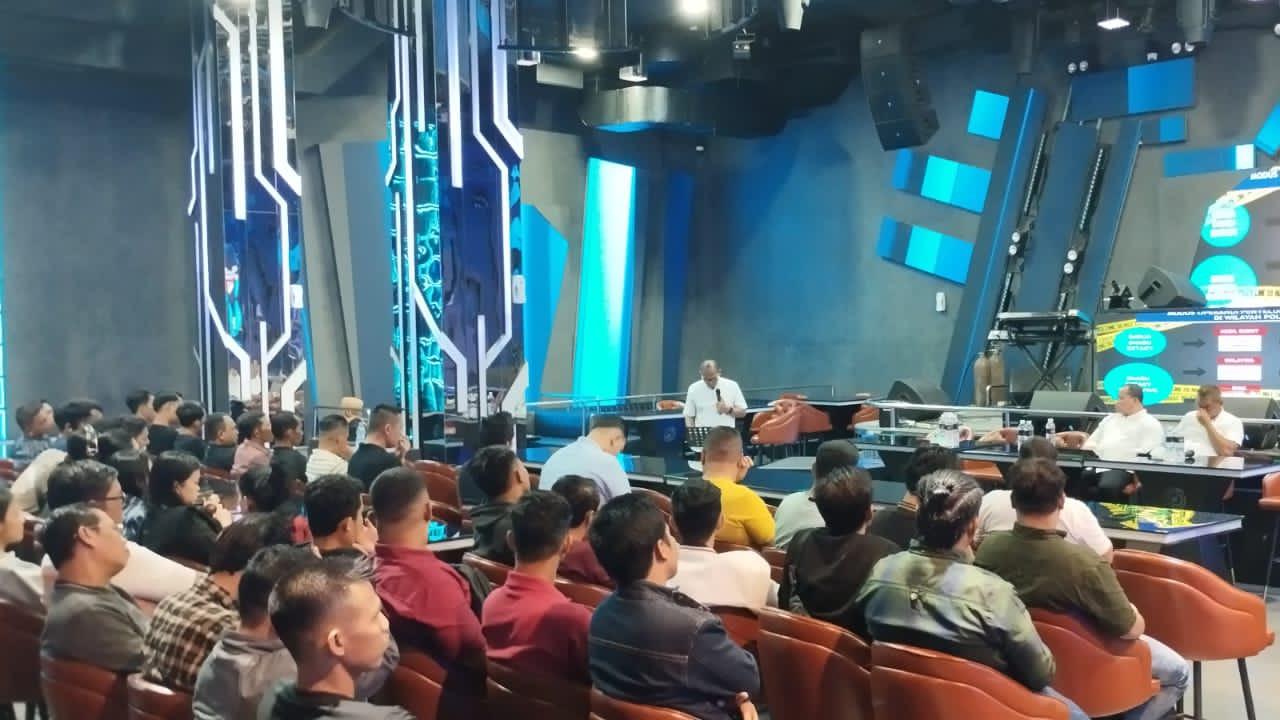 Pengelola dan karyawan tempat hiburan malam dapat sosialisasi Pilkada dari Polda Riau.