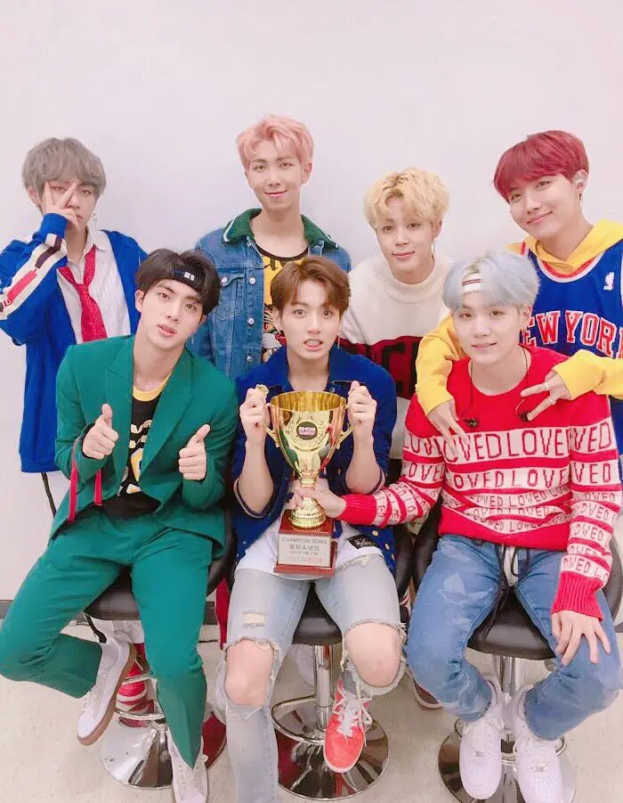 BTS menang di Show Champion. (Twitter/showchampion1)