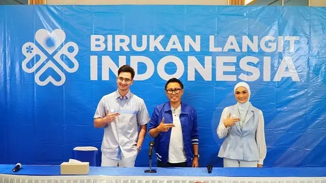 6 Potret Verrell Bramasta Resmi Terjun ke Dunia Politik, Ikuti Jejak Venna Melinda