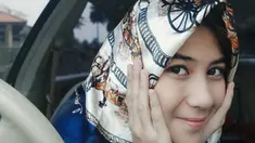 Pemilik nama lengkap Adinda Noviana Sari Nurjannah Thomas ini tampak menawan dengan berhijab. Ia dipuji terlihat anggun saat pakai hijab menurut netizen. Potret cantiknya Dinda pun tuai atensi publik. (Liputan6.com/IG/adindathomas)