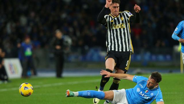 Napoli Sukses Permalukan Juventus