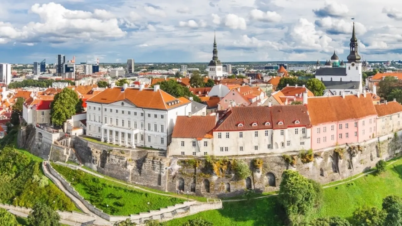 [Bintang] Estonia