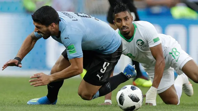 Luis Suarez Bawa Uruguay Bungkam Arab Saudi