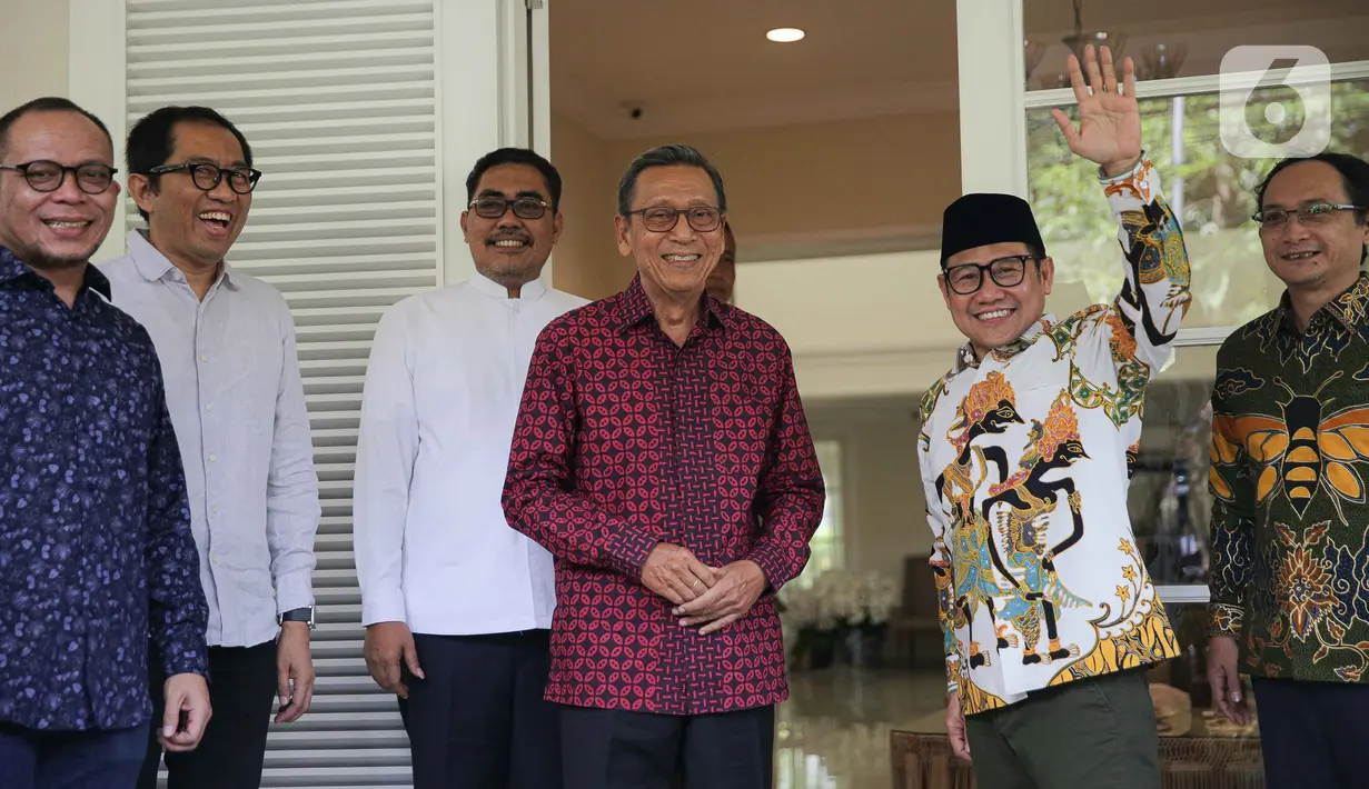 Pertemuan itu dalam rangka silaturahmi juga untuk meminta nasehat-nasehat terkait pengalaman Pemilu. (Liputan6.com/Faizal Fanani)