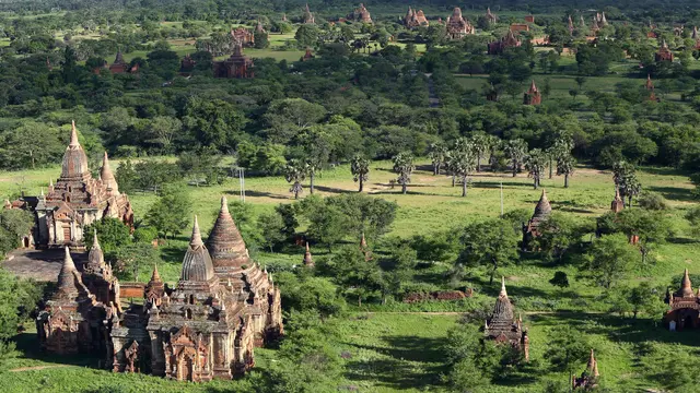 Terpesona Keindahan Kuil di Myanmar