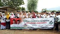 Relawan ulama Jokowi Jawa Barat ziarah sekaligus deklarasi dukungan di Garut (Liputan6.com/Jayadi Supriadin)